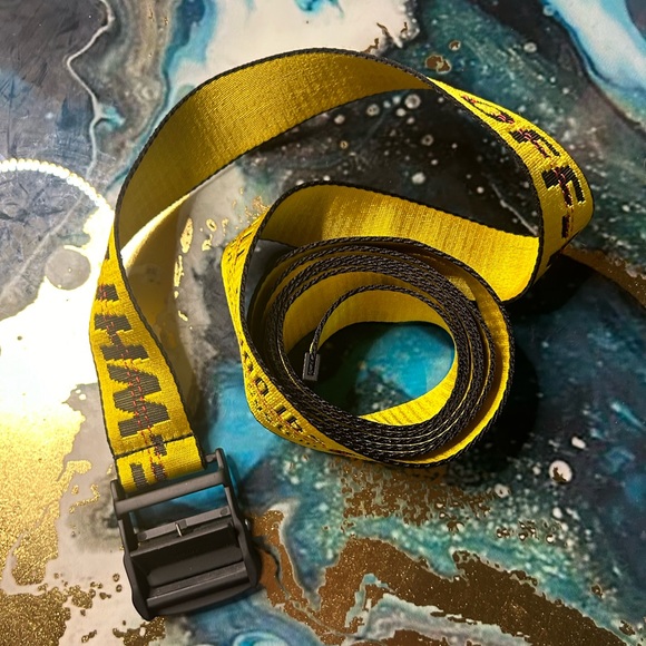 Off-White yellow and black utility belt OS - Picture 1 of 7